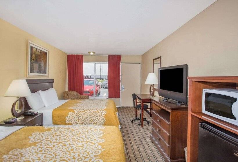 Номер Стандарт 2 Двуспальные Кровати, Days Inn By Wyndham Blytheville