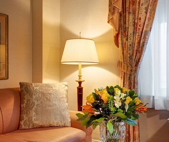 اتاق لوکس, Elysee By Library Hotel Collection