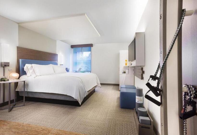 Quarto Estandar Cama King para Deficientes Físicos, Even Hotel Norwalk, An Ihg