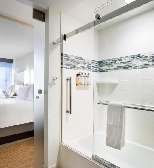 장애인을 위한 스위트, Even Hotel Norwalk, An Ihg