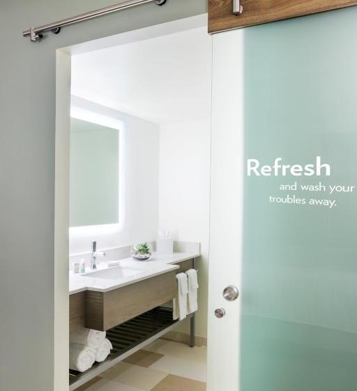 장애인을 위한 스탠다드 룸, Even Hotel Norwalk, An Ihg