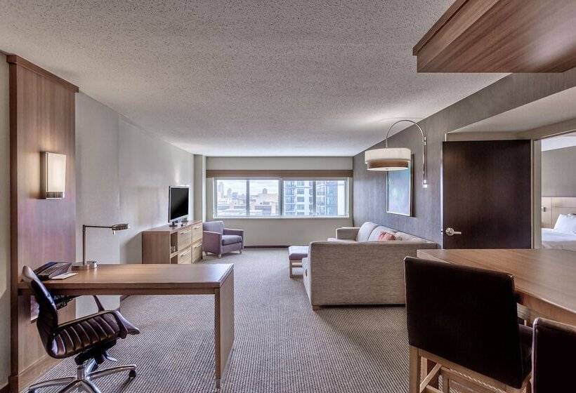 스위트, Hyatt Place Minneapolis/downtown
