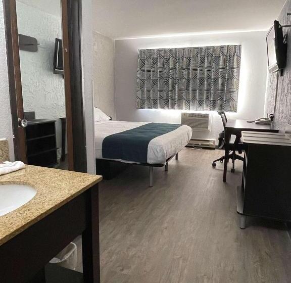 스탠다드 룸 킹사이즈 침대, Motel 6green Bay, Wi  Lambeau