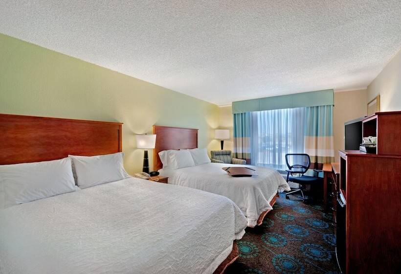 Номер Стандарт 2 Двуспальные Кровати, Hampton Inn Lake Havasu City