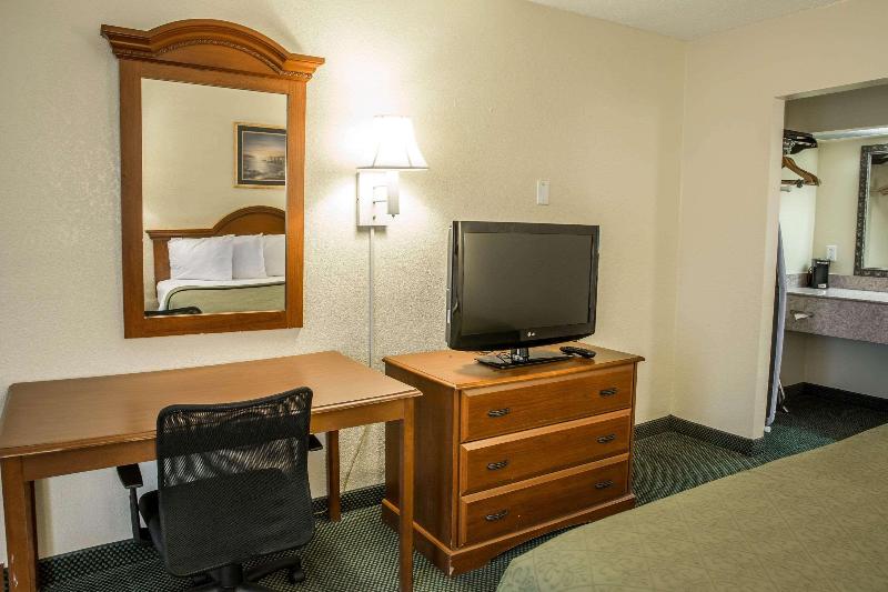 Стандартный Номер Кровать Кинг, Quality Inn Elizabeth City Near University