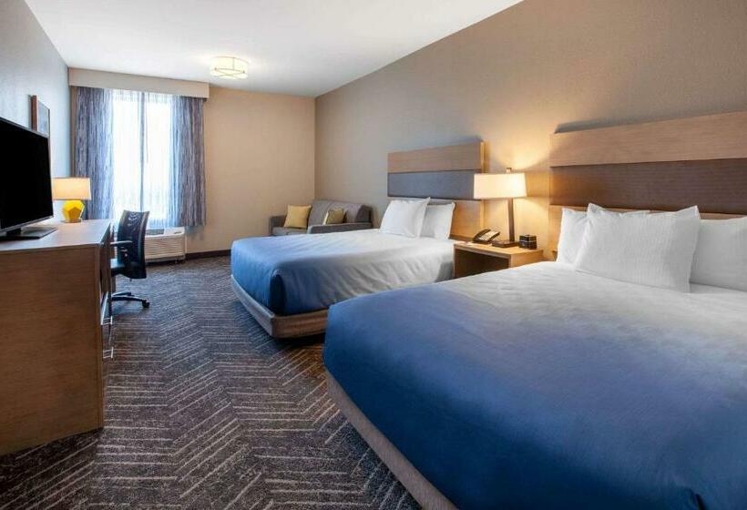 Номер Стандарт, La Quinta Inn & Suites By Wyndham Middletown