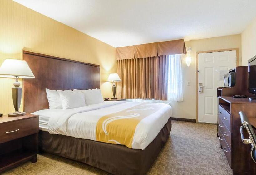 חדר סטנדרט, Quality Inn & Suites
