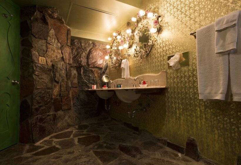 标准间, Madonna Inn