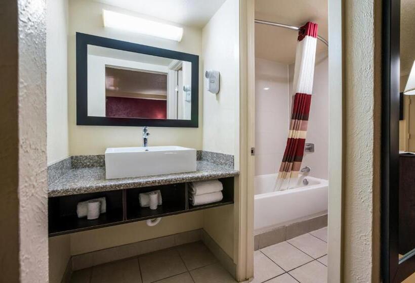 Номер бизнес-класса, Red Roof Inn North Dallas   Park Central