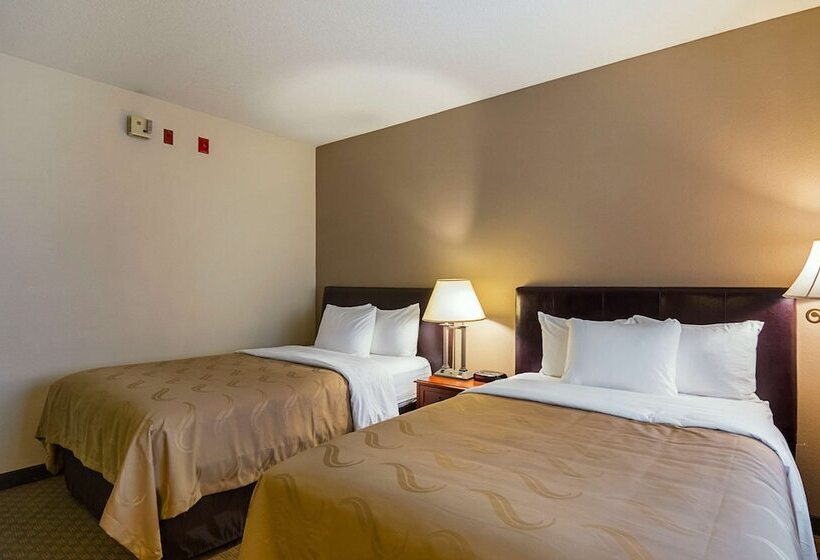 Номер Стандарт 2 Двуспальные Кровати, Quality Inn Fresno Yosemite Airport