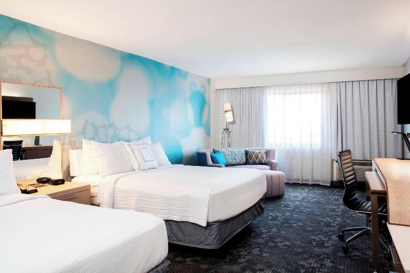 带大床的标准间, Doubletree By Hilton Denver Aurora