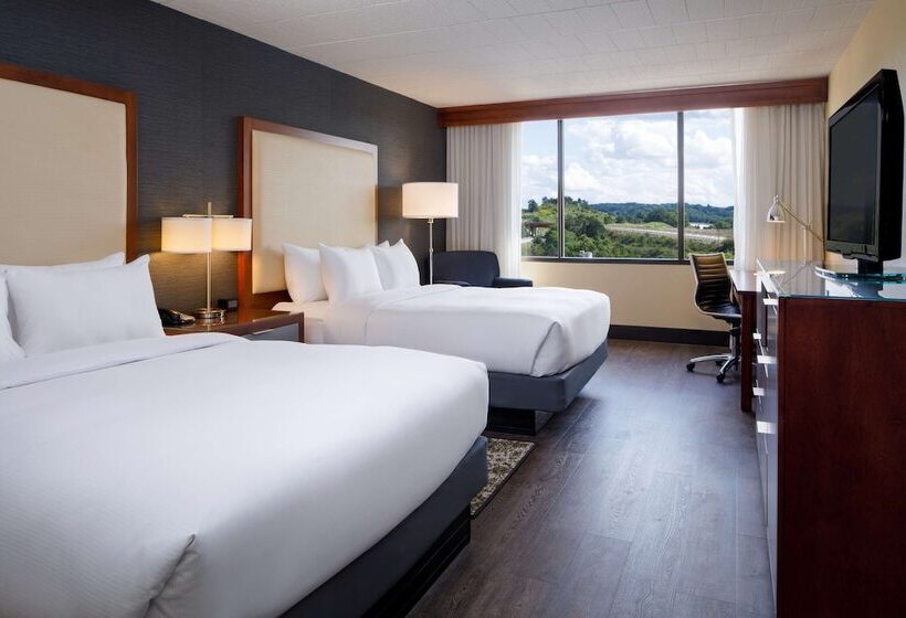 ２ダブルベッドのスタンダードルーム, Doubletree By Hilton  Pittsburghcranberry