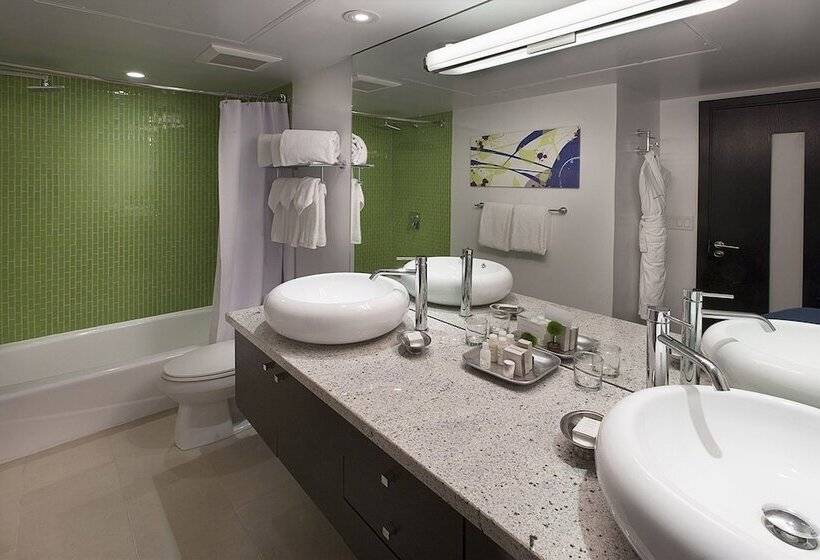Suíte Deluxe, Sunset Marquis