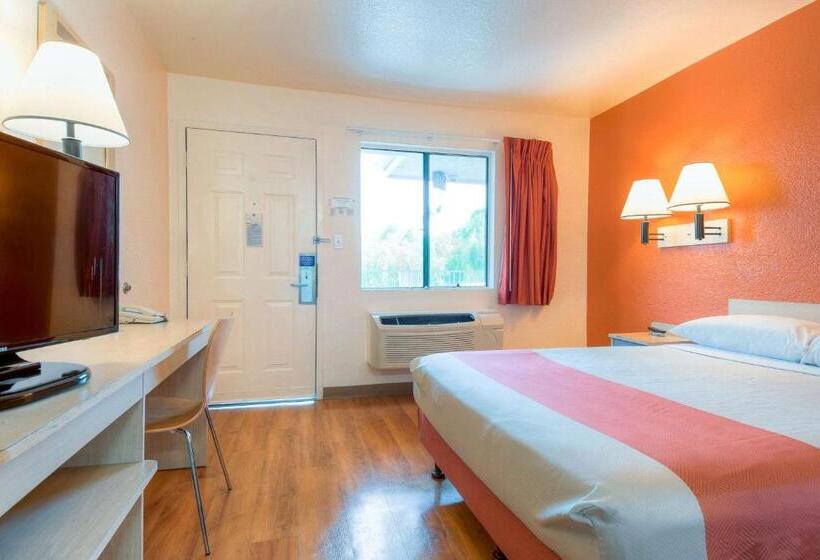 Номер Стандарт, Motel 6el Cajon, Ca  San Diego