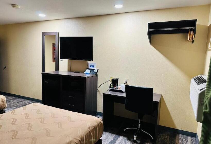 Номер Стандарт 2 Двуспальные Кровати, Rodeway Inn Winslow I40