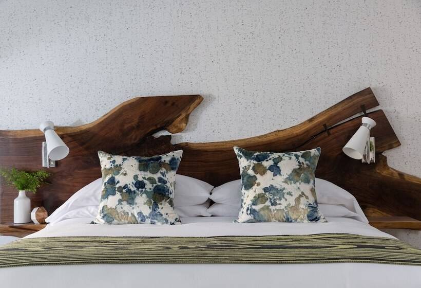 Номер Deluxe, Field Guide Lodge