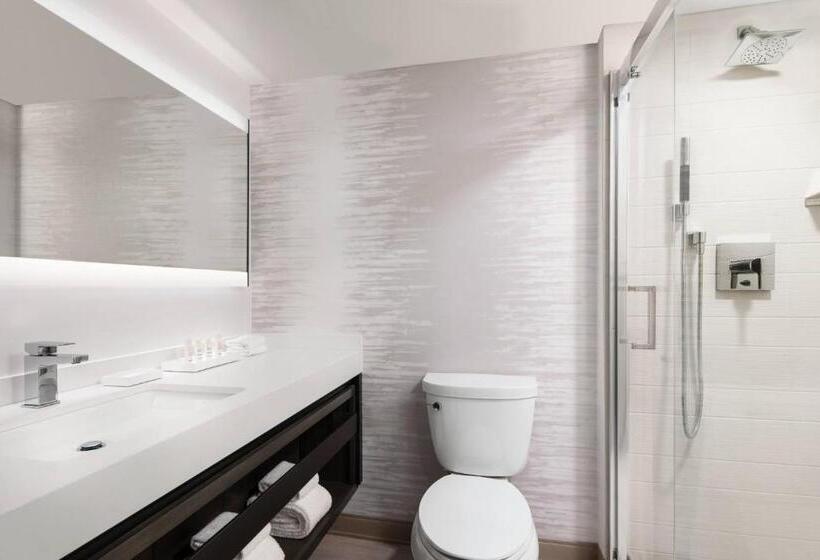 장애인용 디럭스룸, Torrance Marriott Redondo Beach
