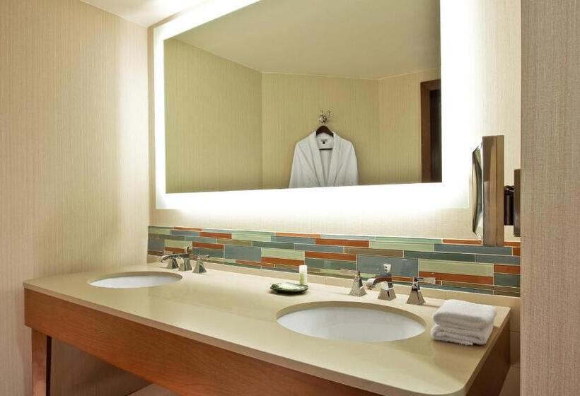 Suite King Size Bed, The Westin Hilton Head Island Resort & Spa