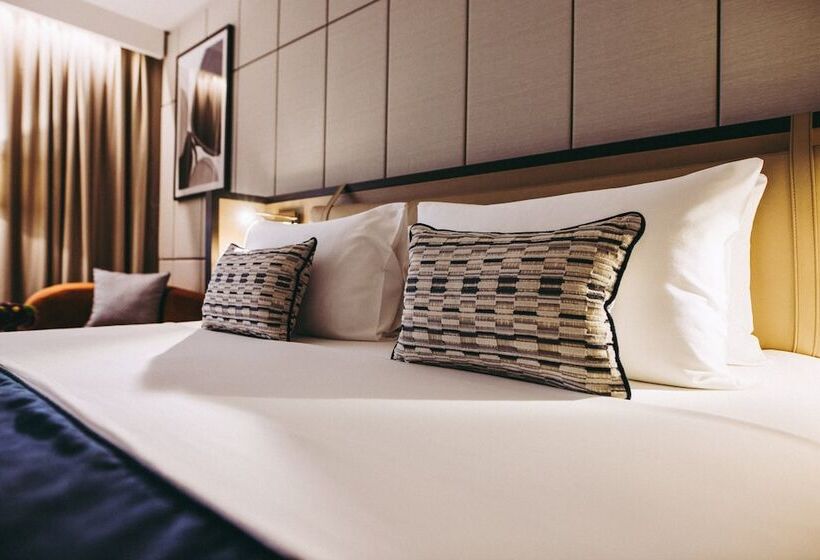اتاق استاندارد, Crowne Plaza Belgrade, An Ihg
