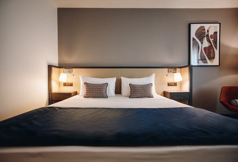 اتاق استاندارد, Crowne Plaza Belgrade, An Ihg