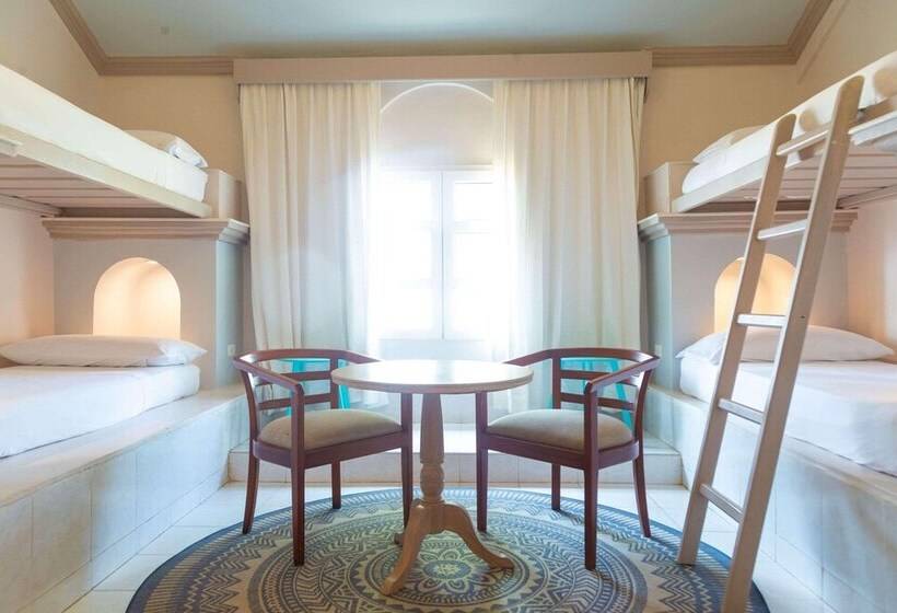 Quarto Familiar, Caribe by Faranda Grand, a member of Radisson Individuals