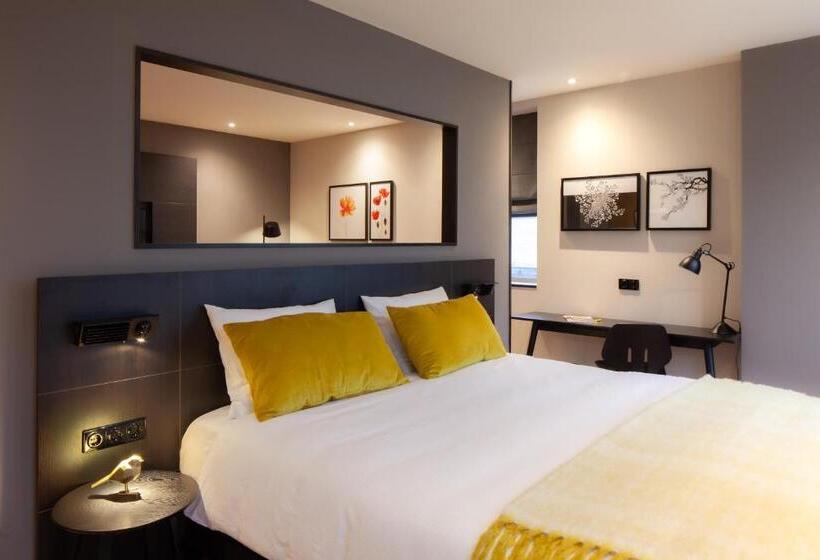 Люкс, Golden Tulip Leiden Centre