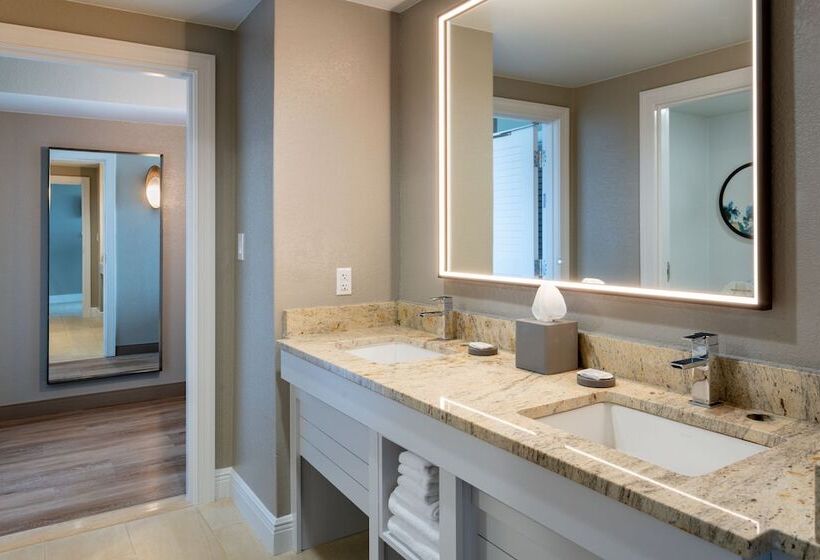 ゴルフ場の見えるスイートルーム, Orlando World Center Marriott
