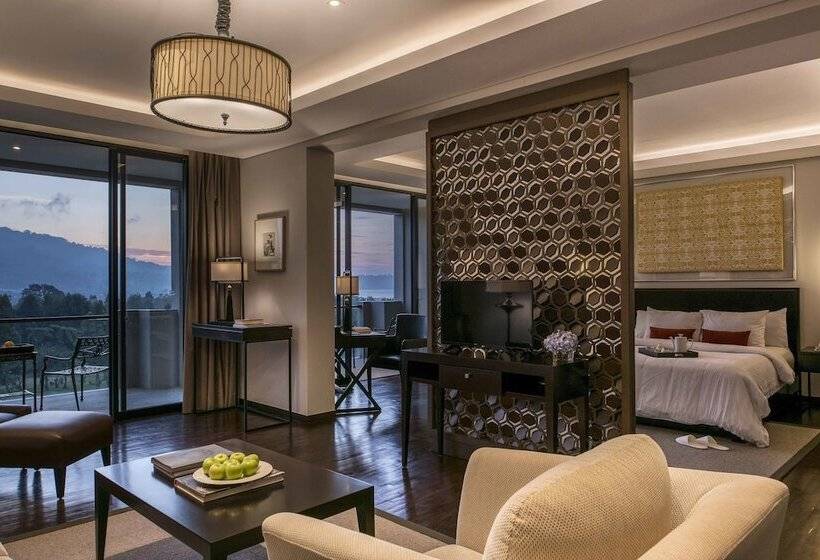 Люкс Повышенной Комфортности, Handara Golf & Resort Bali