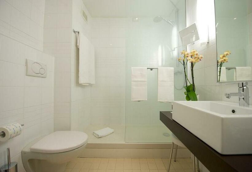 اتاق سوپریور, Mercure Napoli Centro Angioino