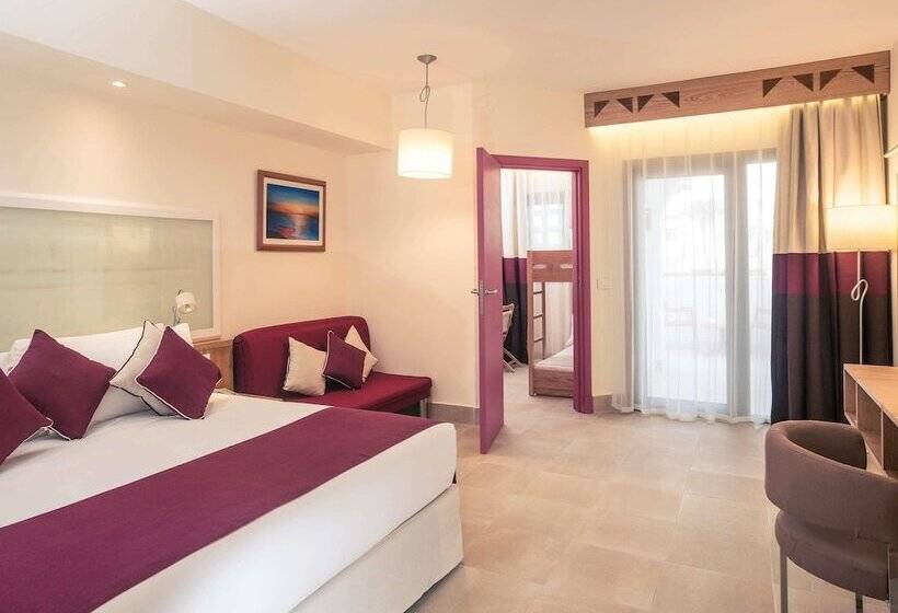 اتاق سوپریور خانوادگی, Mercure Hurghada