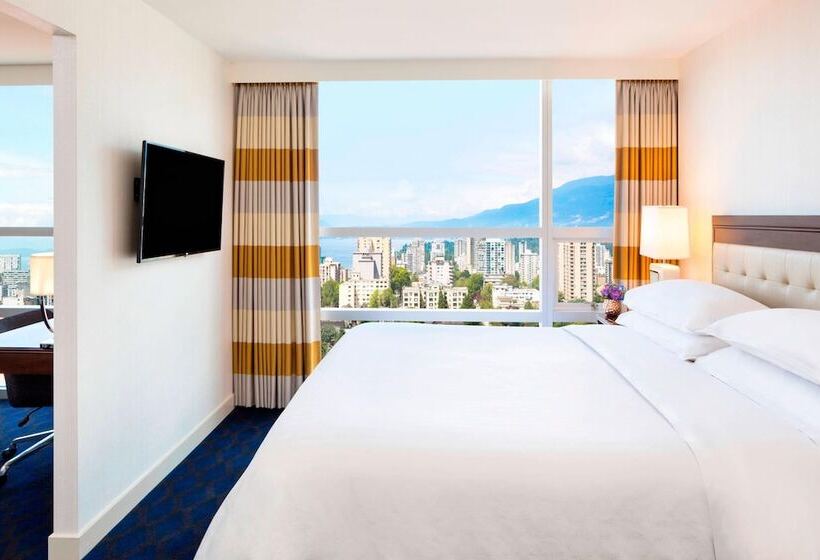 جناح جونيور, Sheraton Vancouver Wall Centre