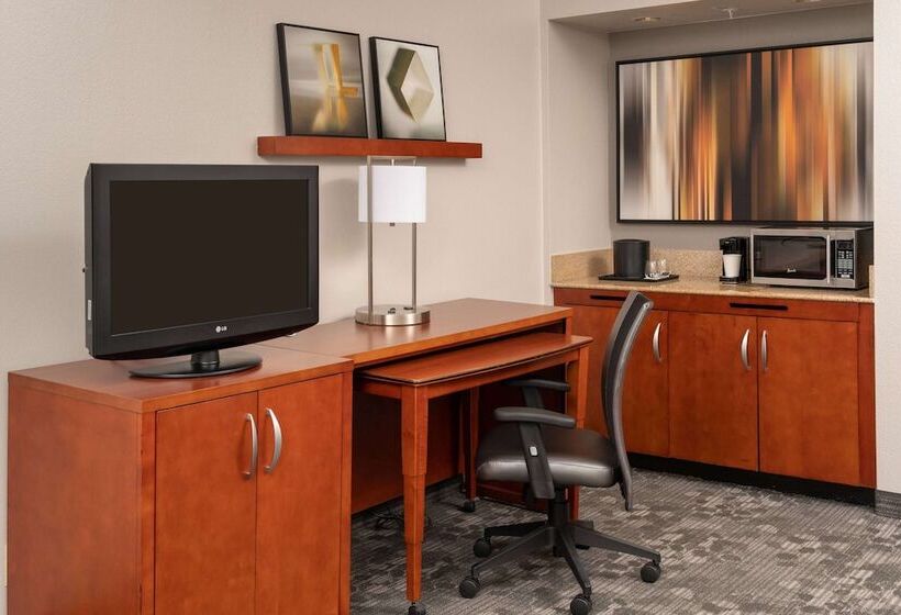 스위트, Sonesta Select Miami Lakes