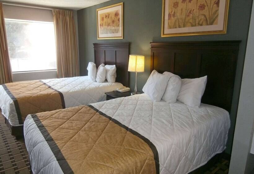 带2个双人床的标准工作室, Americas Best Value Inn Athens