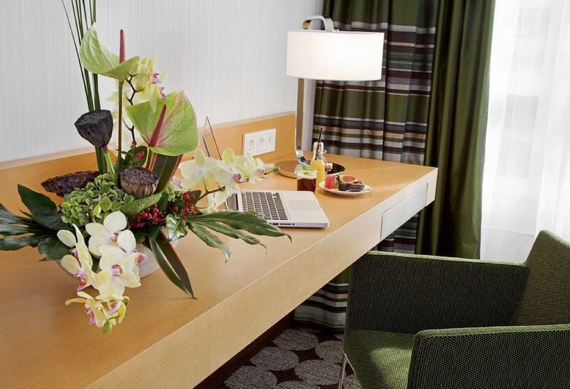 Номер Стандарт, Mövenpick Hotel Nürnberg Airport