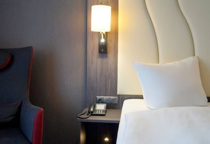 اتاق استاندارد با چشم‌انداز پارک, Plaza Premium Parkhotel Norderstedt