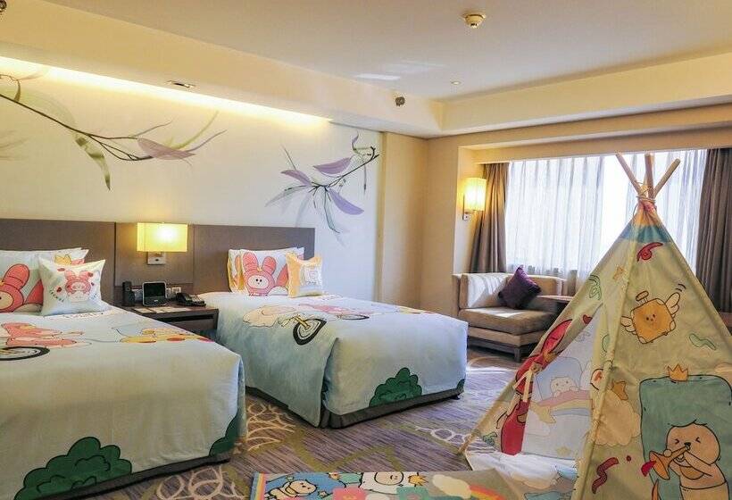 Полулюкс Вид на Город, Crowne Plaza Guangzhou City Centre, An Ihg Hotel   Free Shuttle Between Hotel And Exhibition Center