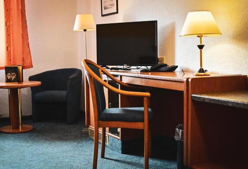 Номер Стандарт Трехместный, Berghotel Steiger   Erzgebirge
