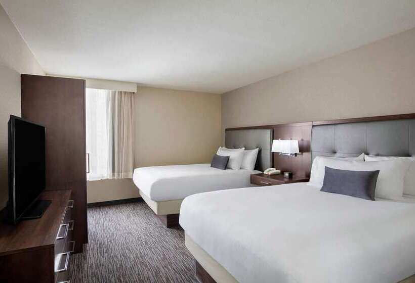 ２ダブルベッドのスタンダードルーム, Embassy Suites By Hilton Fort Lauderdale 17th Street