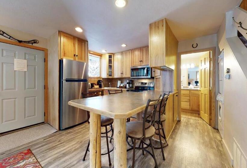 Апартаменты Deluxe 2 Спальни, Tamarack Townhomes   Coraltree Residence Collection