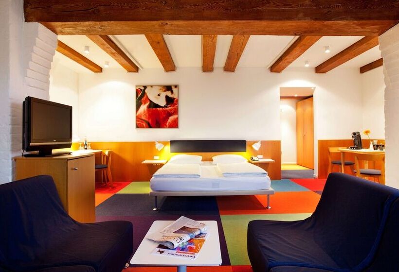 Junior Suite, Vienna House By Wyndham Havelufer Potsdam