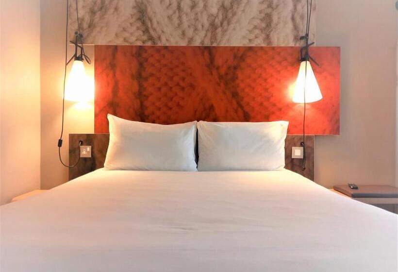 Номер Стандарт, Ibis Portsmouth