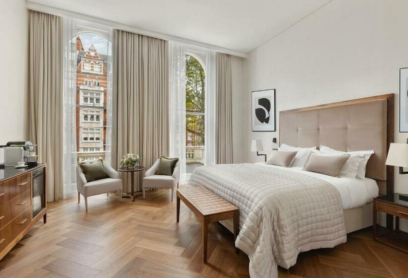 Номер Deluxe Кровать Кинг, The Queens Gate
