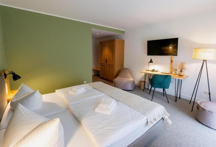 Номер Стандарт с Балконом, Waldhotel Eiche