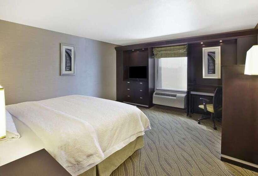 Стандартный Номер Кровать Кинг, Hampton Inn & Suites Houghton