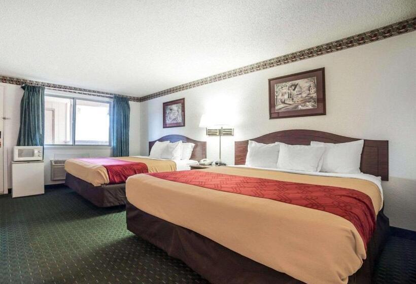 Номер Стандарт 2 Двуспальные Кровати, Econo Lodge