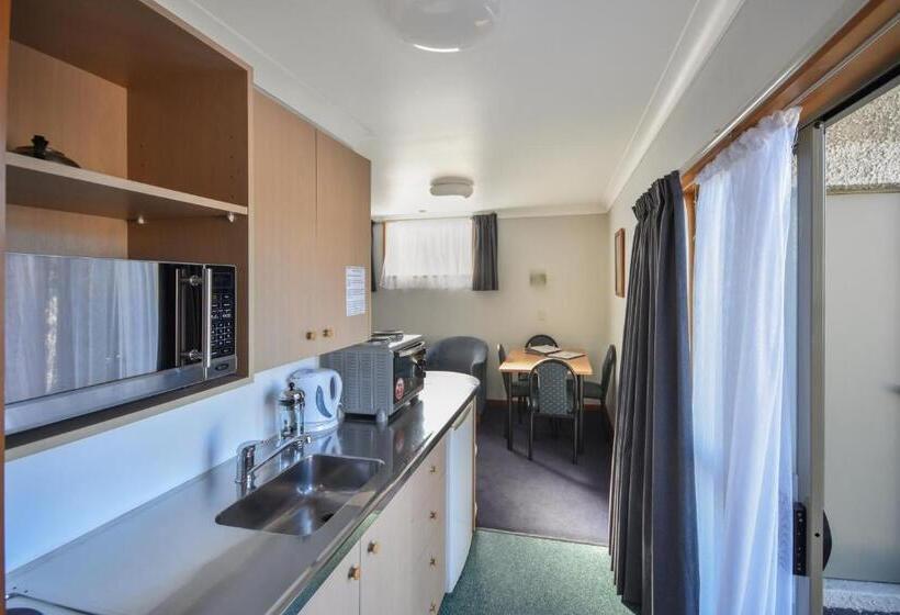 1 Bedroom Apartment, Garden Motel