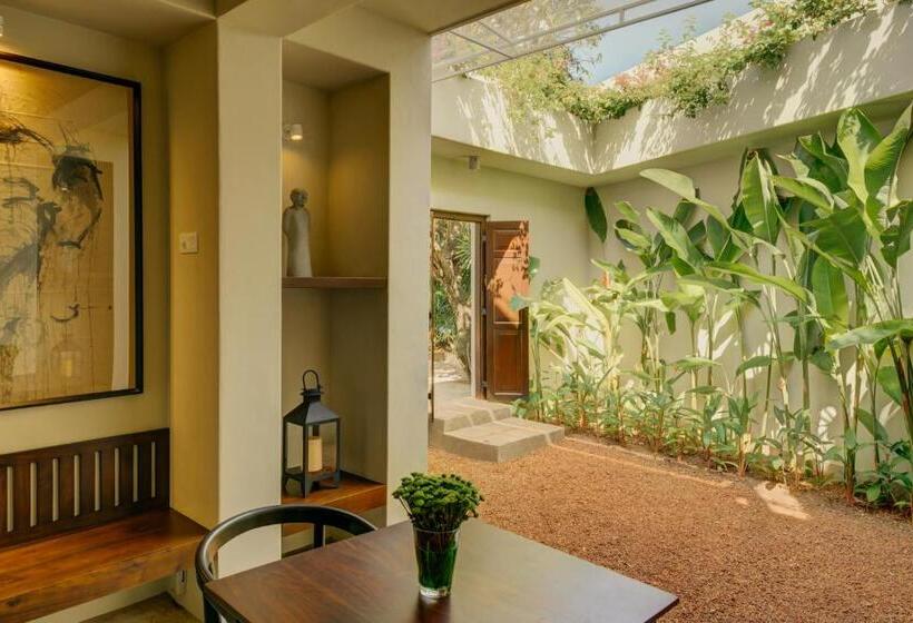Номер Deluxe, Nyne Hotels   Lake Lodge, Colombo