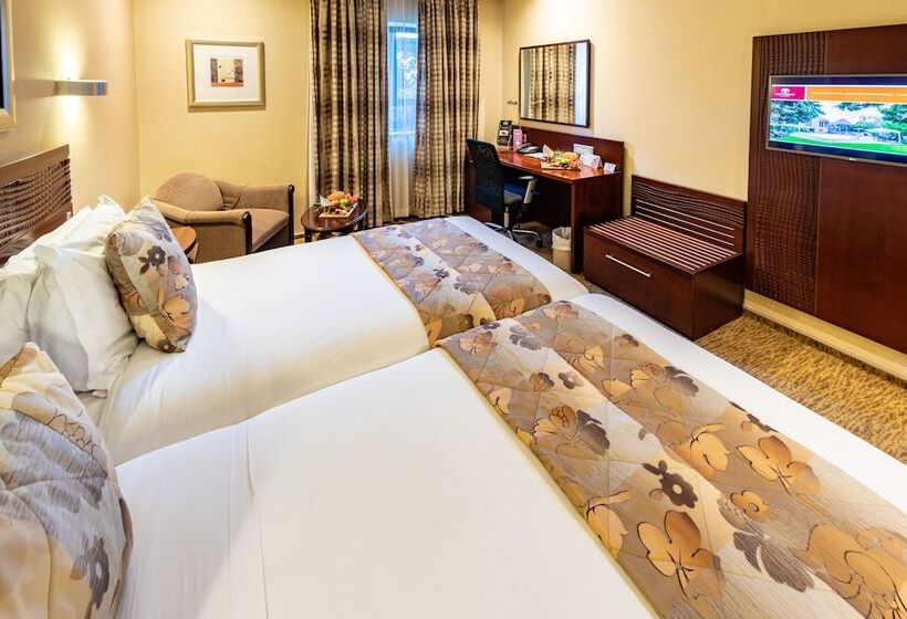 Quarto standard, City Lodge Hotel Johannesburg Airport, Barbara Road