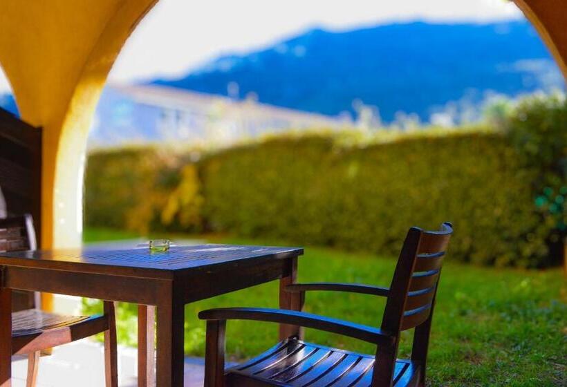 Номер Executive Кровать Кинг, Best Western Gemenos En Provence