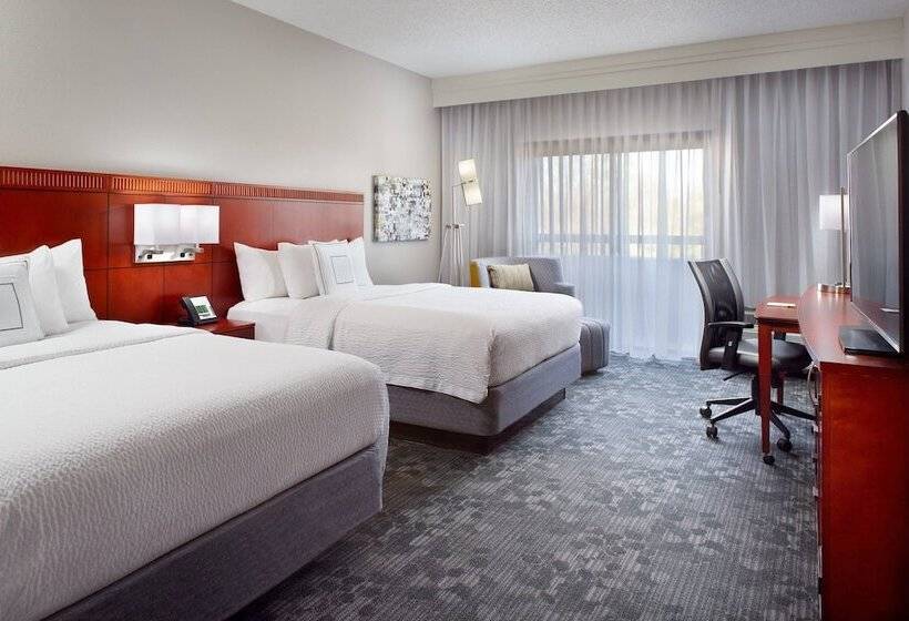 Номер Стандарт 2 Двуспальные Кровати, Courtyard By Marriott Greensboro
